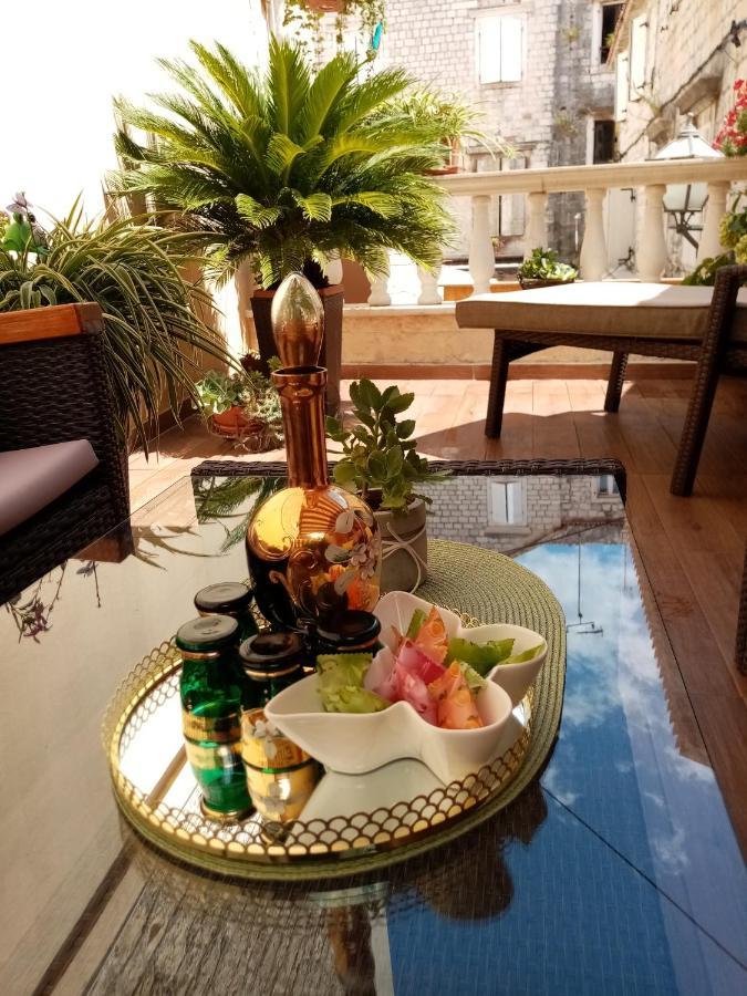 Apartments & Rooms Trogir Stars Free Parking Exterior photo